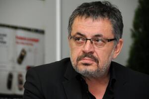 Pozorište u kući i orkestar u stanu: Kako su državni stanovi...
