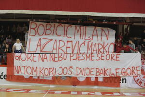 „Na tom kopu još dvije baklje gore”