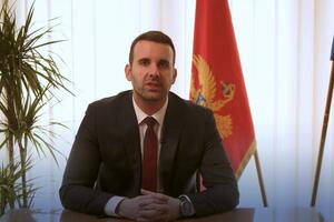 Premijerski sat: Ovo su pitanja na koja će odgovarati Milojko...