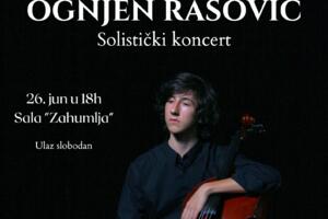 Mladi violončelista u Nikšiću