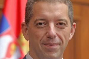 Đurić: Neobično da se o osjetljivoj temi, kao što je rezolucija UN...